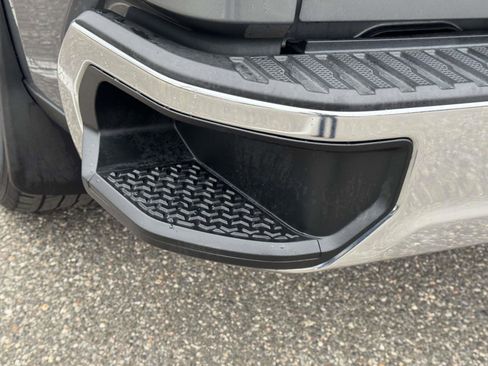 Used 2022 Chevrolet Silverado 1500 LT image 12