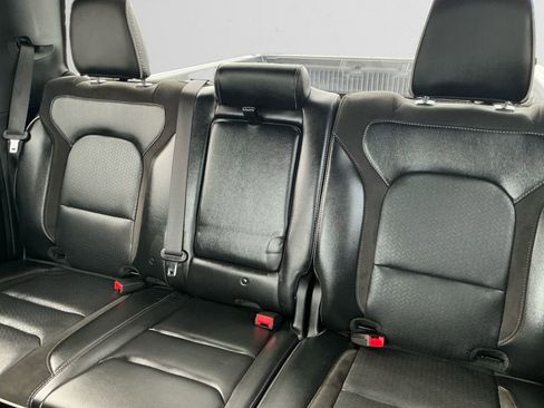 Used 2024 RAM 1500 Laramie image 13