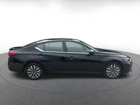 Used 2026 Nissan Altima 2.5 SV FWD image 16