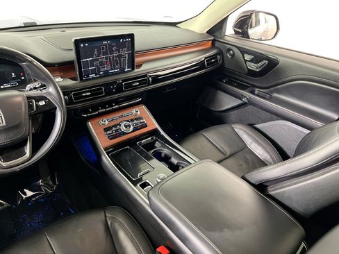 Used 2023 Lincoln Aviator Reserve w/ Elements Package Plus AWD/4WD image 24