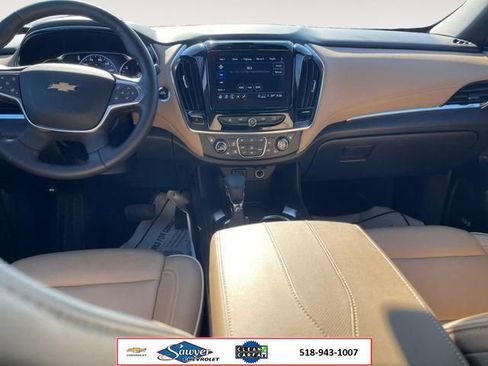 Used 2023 Chevrolet Traverse Premier AWD/4WD image 15