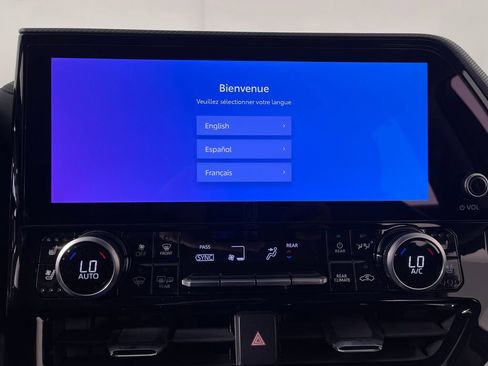 New 2026 Toyota Highlander Platinum AWD/4WD image 20