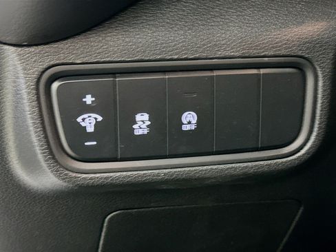 Used 2025 Kia Soul LX w/ LX Technology Package image 16