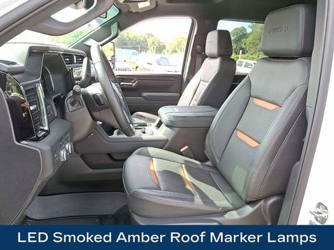 Used 2025 GMC Sierra 2500 AT4 image 18