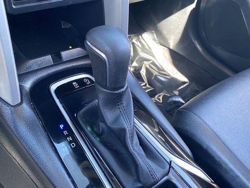 Used 2024 Toyota Corolla Cross XLE w/ Convenience Package image 16