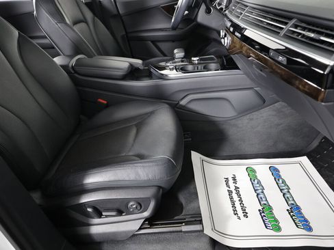 Used 2018 Audi Q7 3.0T Prestige w/ Prestige Package image 28