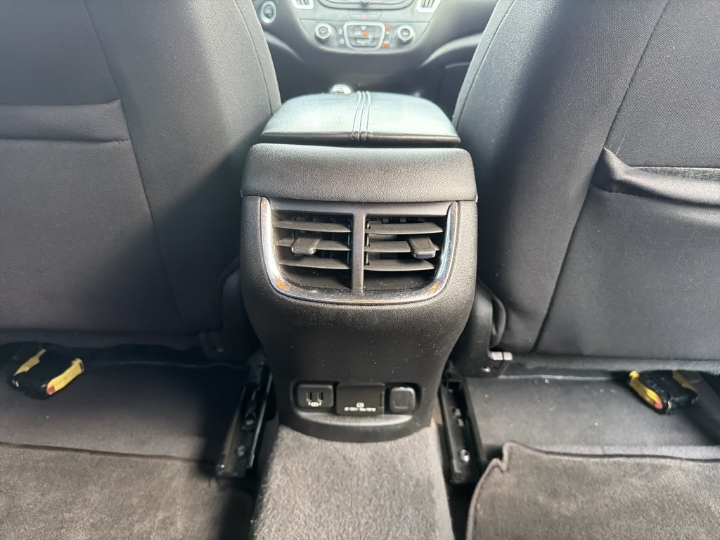 Used 2018 Chevrolet Malibu LT FWD image 20