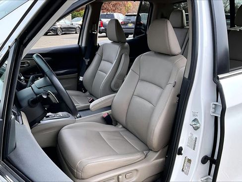 Used 2023 Honda Ridgeline RTL image 7