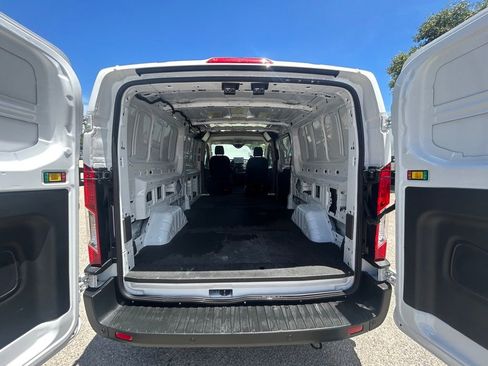 Used 2024 Ford Transit 350 Low Roof image 31