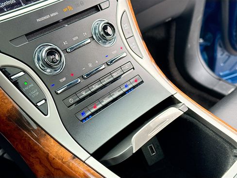 Used 2020 Lincoln Nautilus Reserve w/ Equipment Group 201A image 10