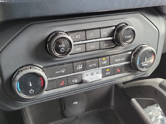 Certified 2022 Ford Bronco Outer Banks w/ Sasquatch Package AWD/4WD image 30
