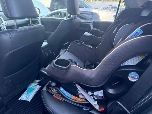 Used 2021 Toyota 4Runner SR5 Premium w/ Moonroof Package AWD/4WD image 32