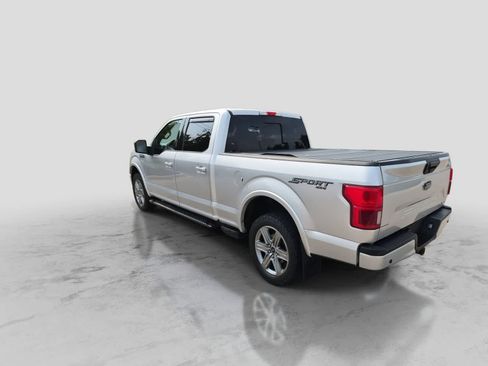 Used 2019 Ford F150 XLT w/ Equipment Group 302A Luxury AWD/4WD image 6