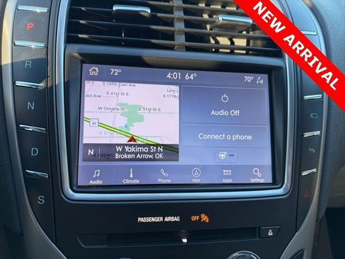 Used 2020 Lincoln Nautilus Reserve w/ Equipment Group 201A image 14