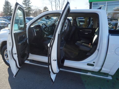 Used 2017 RAM 1500 Laramie w/ Convenience Group image 12