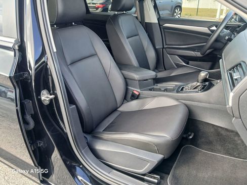 Used 2020 Volkswagen Jetta SE w/ SE Cold Weather Package image 20