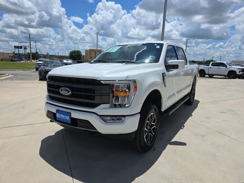 Used 2023 Ford F150 Lariat AWD/4WD image 3
