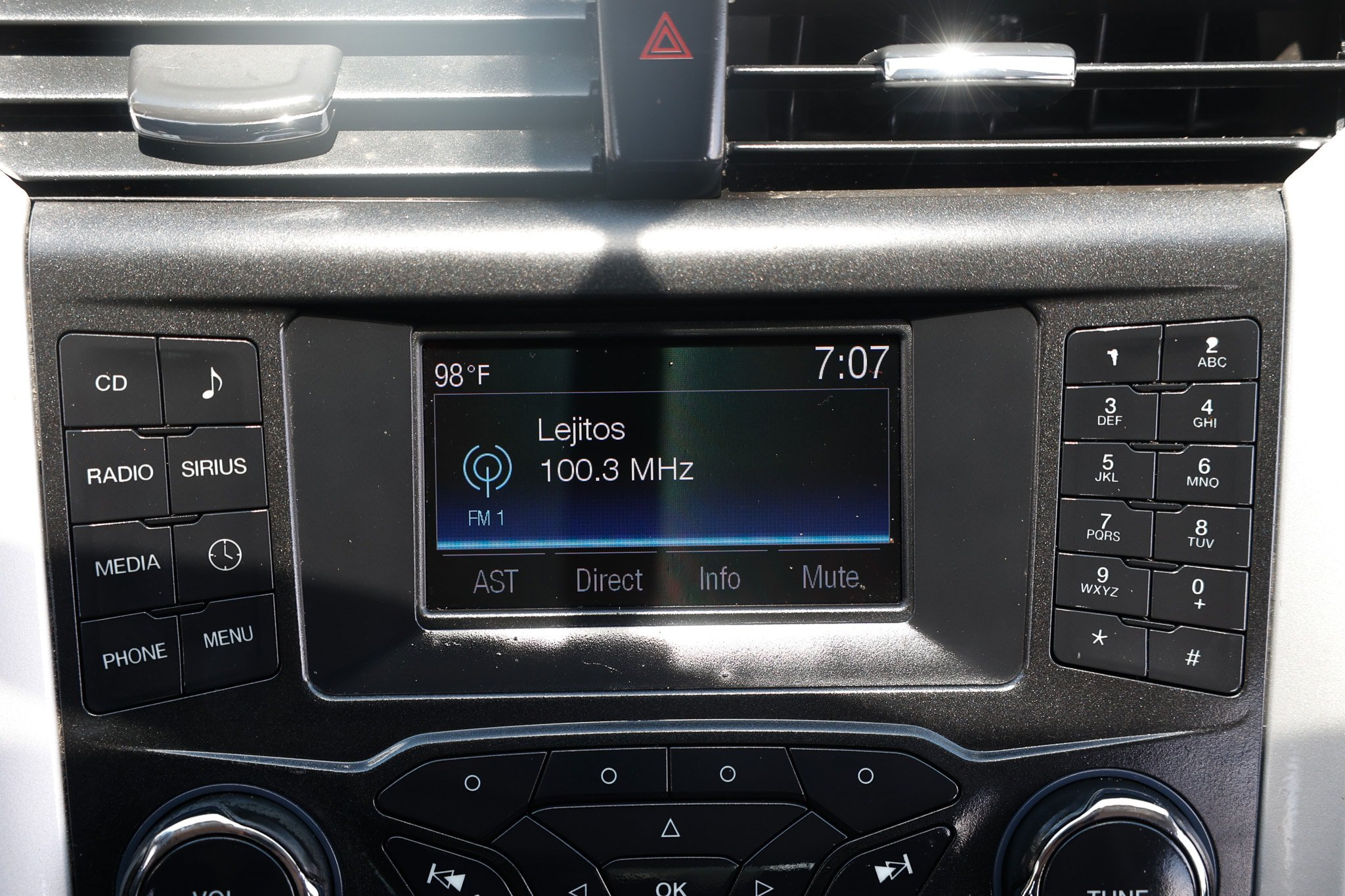 Used 2016 Ford Fusion SE FWD image 35