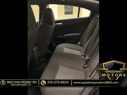Used 2021 Dodge Charger SXT w/ Driver Convenience Group AWD/4WD image 12