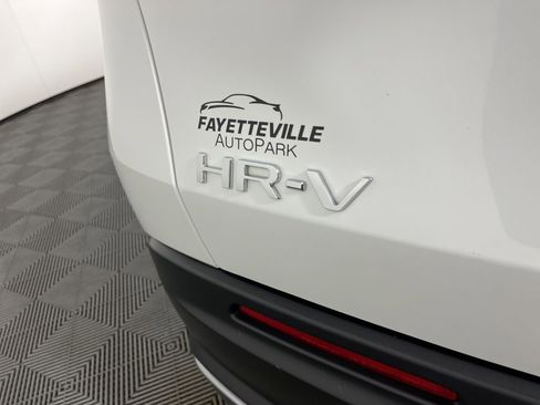Certified 2024 Honda HR-V Sport image 3