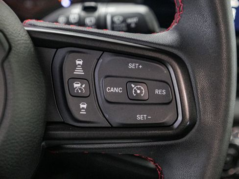 Used 2024 Jeep Wrangler Unlimited Rubicon image 33