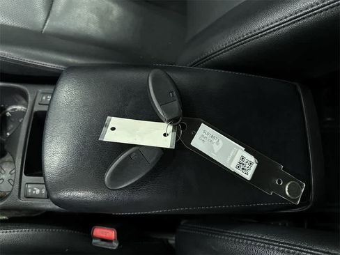 Used 2015 Nissan Rogue SL w/ SL Premium Package image 34