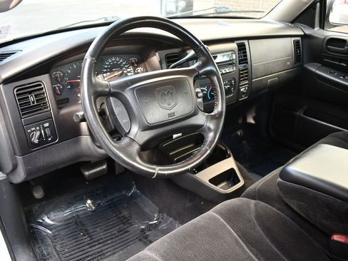 Used 2002 Dodge Dakota Sport image 9