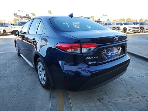 Used 2024 Toyota Corolla LE image 5
