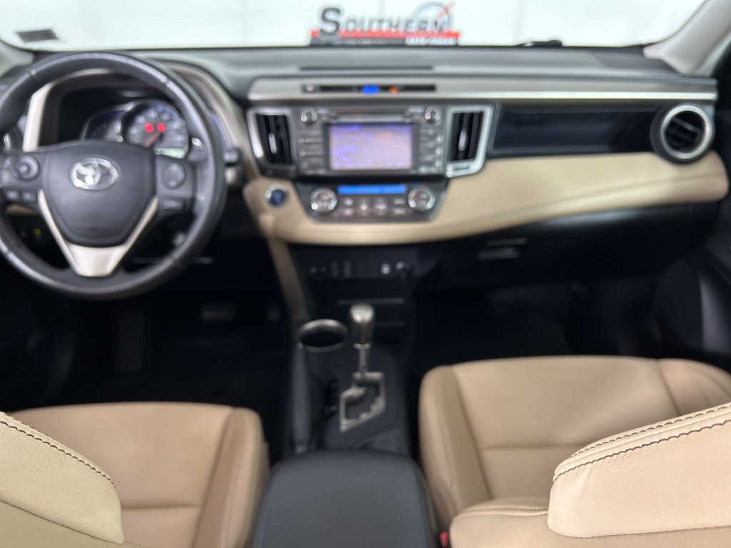 Used 2013 Toyota RAV4 Limited AWD/4WD image 18