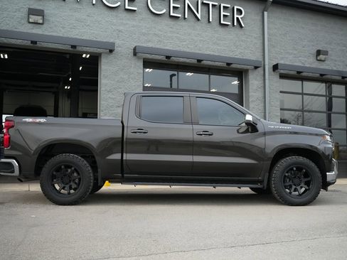 Used 2021 Chevrolet Silverado 1500 LT image 16