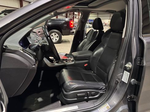 Used 2019 Acura TLX w/ Technology Package image 14