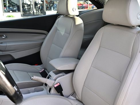 Used 2007 Volkswagen Eos 2.0T image 13