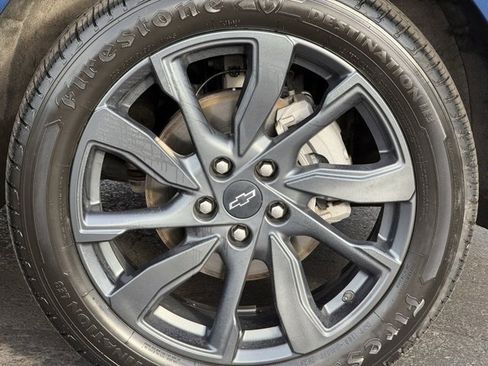 Used 2022 Chevrolet Equinox RS w/ RS Leather Package image 13