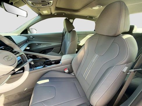 New 2026 Hyundai Elantra SEL Sport Premium FWD image 21