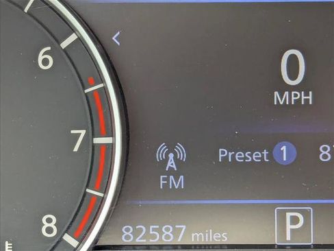 Used 2024 Nissan Altima 2.5 SV FWD image 10