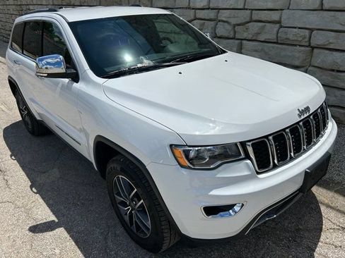 Certified 2019 Jeep Grand Cherokee Limited AWD/4WD image 7