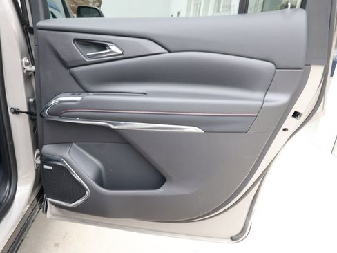 New 2026 Chevrolet Traverse Z71 w/ Enhanced Driving Package image 35