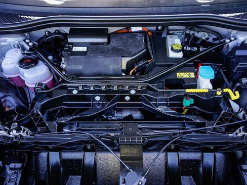 Used 2023 Audi Q4 e-tron Premium Plus w/ Premium Plus image 28