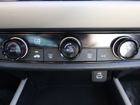 Used 2024 Honda HR-V LX image 26