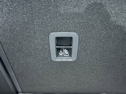 New 2026 Volkswagen Tiguan SE image 20