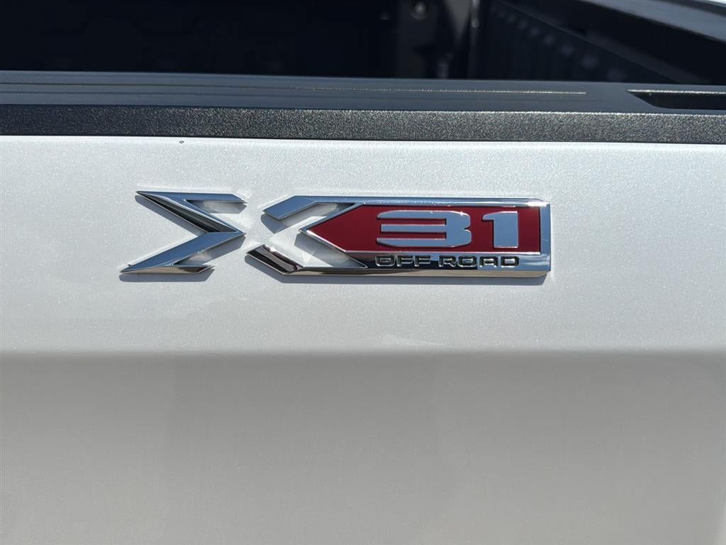 Used 2020 GMC Sierra 1500 SLT w/ SLT Premium Plus Package AWD/4WD image 7