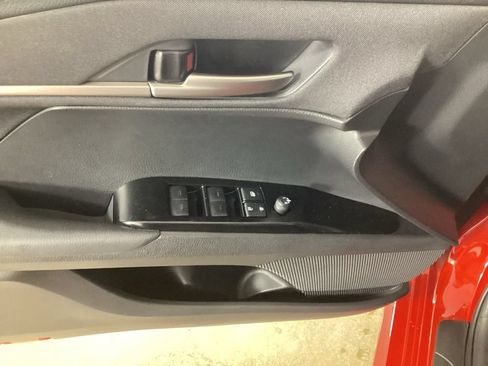 Used 2025 Toyota Camry LE w/ Convenience Package FWD image 11