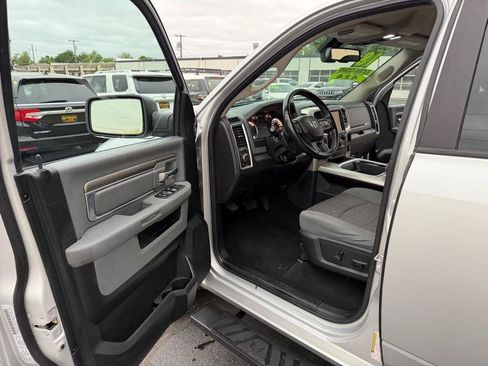 Used 2018 RAM 1500 Big Horn AWD/4WD image 10