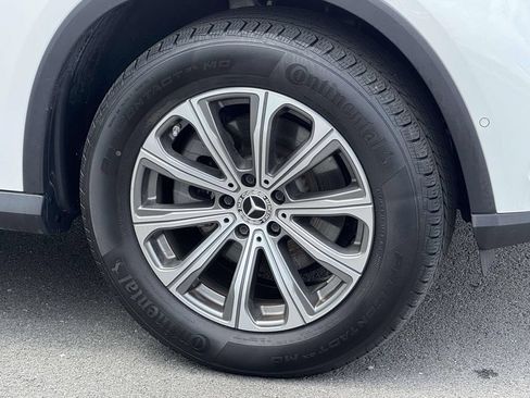 Used 2024 Mercedes-Benz GLC 300 4MATIC image 7