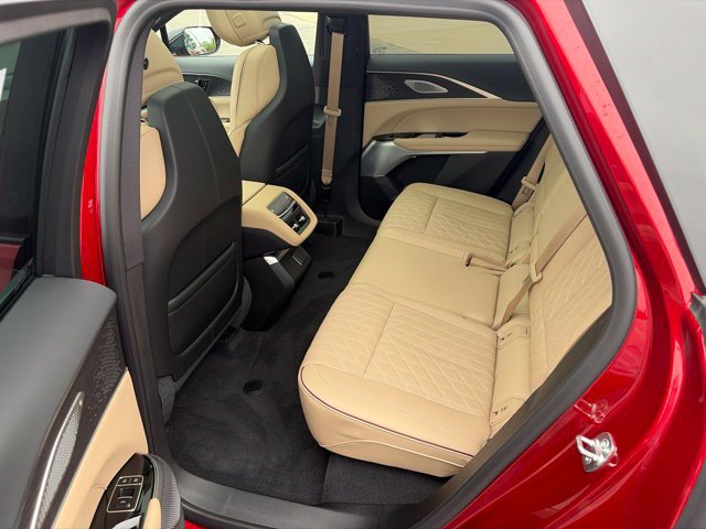 Used 2026 Cadillac Lyriq Signature Luxury w/ Nappa Leather Package AWD/4WD image 11