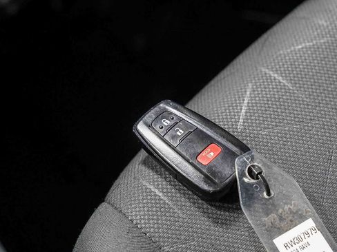 Certified 2024 Toyota RAV4 XLE FWD image 29
