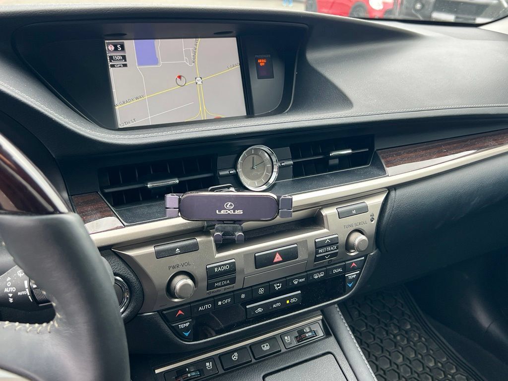 Used 2017 Lexus ES 350 FWD image 19