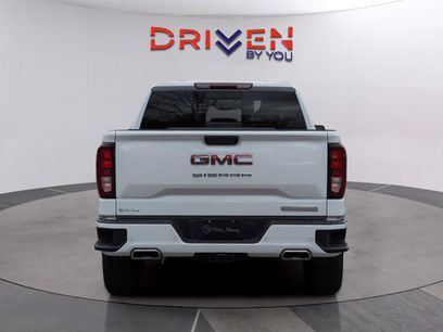 New 2026 GMC Sierra 1500 Elevation w/ Elevation Premium Package