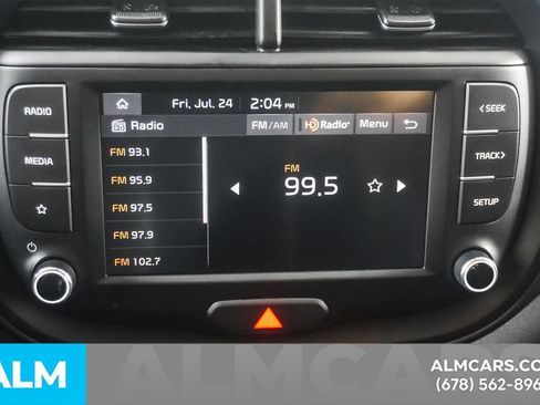 Used 2025 Kia Soul LX w/ LX Technology Package FWD image 30
