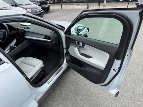 Used 2023 Polestar Polestar 2 w/ Pilot Pack image 38